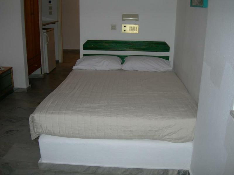 Aegeon Pension Paros Island ภายนอก รูปภาพ